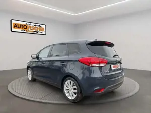 Kia Carens UEFA Euro 2016  1.Hand Bild 5