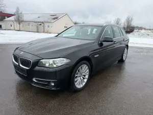BMW 525 d Touring xDrive*AUTOM*NAVI*LEDER*KEYLESS*