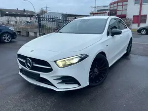 Mercedes-Benz A 200 A200d*AMG*NightPaket*Widescreen*Ambiente*
