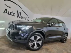 Volvo XC40 Hybrid 2WD PHEV LED AHK Navi Kamera