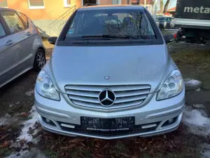 Mercedes-Benz B 170 Automatik umklappbarer Beifahrersitz Isofix