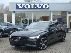 Volvo V60 Ultra B4 Dark/BW/Massage/AHK/360°/Pano/BLIS