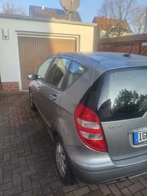 Mercedes-Benz A 180 A 180 CDI Autotronic Elegance DPF Bild 2