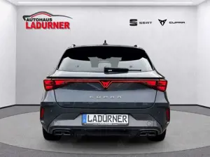 CUPRA Leon Sportstourer 1,5 eTSI DSG *LED+NAVI+KAM+AHK* Bild 4