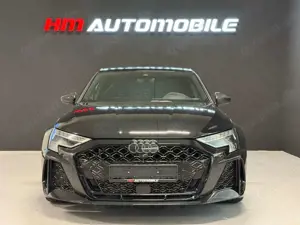 Audi RS3 SB/RACING SEATS/PANO/360°/CARBON/KERAMIK Bild 4