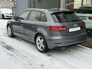 Audi A3 Sportback 30 TFSI sport LED NAVI SZHZG TEMPO Bild 4