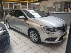 Renault Megane IV Lim. 5-trg. Experience AHK Bild 3