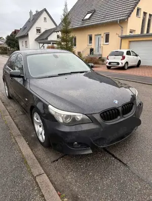 BMW 520 520i