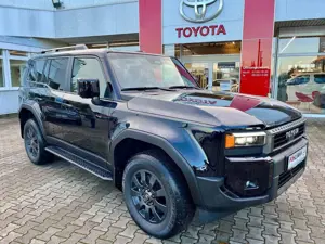 Toyota Land Cruiser 2,8 MILD HYBRID AWD Executive J25 Bild 2