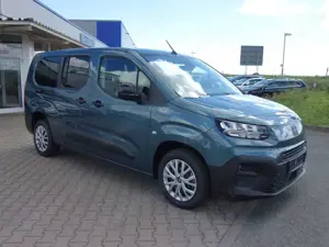 Fiat Doblo 1.5 BlueHDi L2 Autm. *7Sitze/LED/PDC/RfK/NSW/SHZ* Bild 2