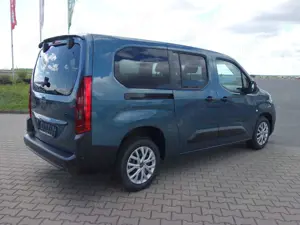 Fiat Doblo 1.5 BlueHDi L2 Autm. *7Sitze/LED/PDC/RfK/NSW/SHZ* Bild 3