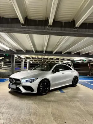 Mercedes-Benz CLA 35 AMG