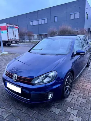 Volkswagen Golf GTI 2.0 DSG