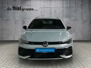 Volkswagen Golf Variant 1.5 eTSI R-Line DSG HuD+Black-Style Bild 2