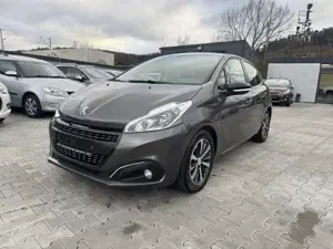 Peugeot 208 1,2 Active / Panorama-Dach / R-Kamera