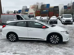 Honda Civic Tourer Sport TÜV 10.2026 2 HAND Bild 5