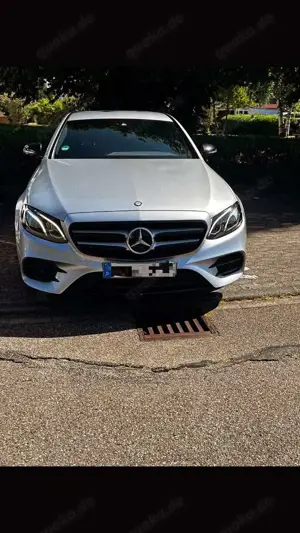 Mercedes-Benz E 350 d 9G-TRONIC AMG Line
