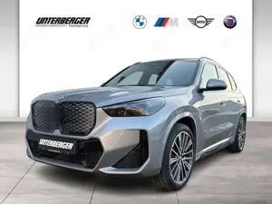 BMW iX1 xDrive30 M Sportpaket Head-Up DAB LED RFK