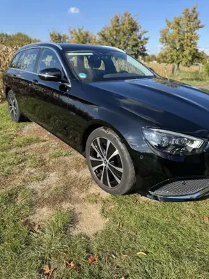 Mercedes-Benz E 300 T 9G-TRONIC Avantgarde