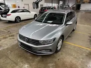 Volkswagen Passat Variant Passat Var Business 2.0 TDI*DSG*LED*NAV*ACC*Spur