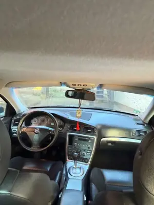 Volvo S60 2.4 Momentum Bild 5