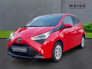 Toyota Aygo X-Play*AppleCarPlay*Android*Klima*M+S*
