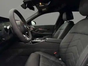 BMW i5 eDrive40 Touring M-Sport Pro/ACC/AHK/eSIM Bild 5