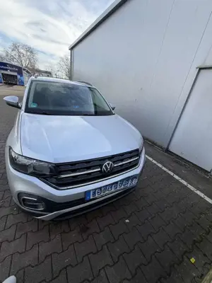 Volkswagen T-Cross Move Bild 3