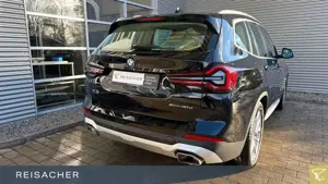 BMW X3 xDrive 30e Navi HUD RüKa adLED AHK 19"LM Bild 2