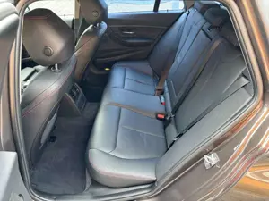 BMW 328 3er Touring 328i Touring Sport-Aut. Sport Line Bild 5