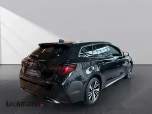 Toyota Corolla 2,0-l-Hybrid, Touring Sports, Teamplayer Bild 4