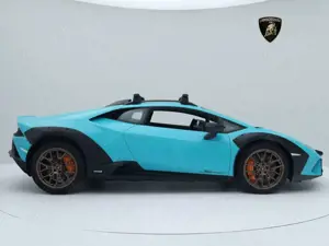 Lamborghini Huracán Sterrato 1 di 1499 I Lamborghini Hamburg Bild 2