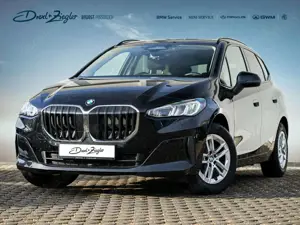 BMW 218 218d Active Tourer AHK PanoDach SpSitz RFK SGlas