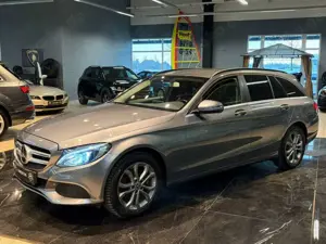 Mercedes-Benz C 220 d T 9G ACC-Tempo LED Navi Kamera Leder AHK