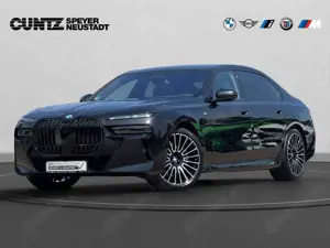 BMW 740 d xDrive M-Paket Drive-Parkassist Panorama Sky Lou