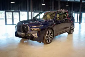 BMW X7 M 60i