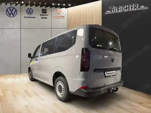 Volkswagen Transporter Kombi 9-Sitzer 2,0l TDI 110 kW 8-G-Automatikgetrie Bild 4