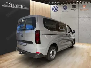Volkswagen Transporter Kombi 9-Sitzer 2,0l TDI 110 kW 8-G-Automatikgetrie Bild 3