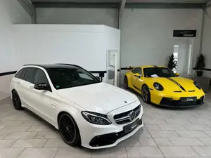 Mercedes-Benz C 63 AMG T-Modell S Navi*Leder*LED*HUD*Keramik*Burmester Bild 2