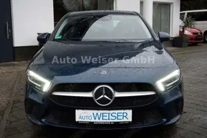 Mercedes-Benz A 220 Autom. 4Matic LED PDC SHZ
