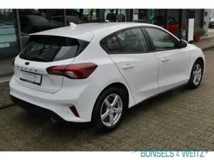 Ford Focus 1.5 EcoBlue COOL  CONNECT 5-TÜRIG Navi LED Apple Bild 4
