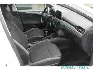 Ford Focus 1.5 EcoBlue COOL  CONNECT 5-TÜRIG Navi LED Apple Bild 5