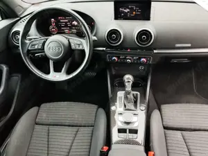 Audi A3 35 TFSI SPORT MATRIX NAVI+ ACC Bild 5