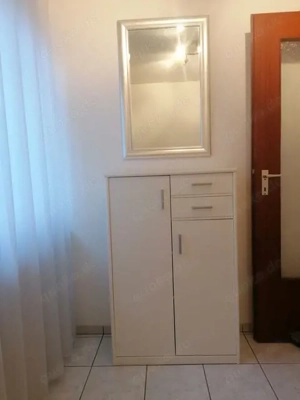 wegen Haushaltsverkleinerung ist ein kleines Gästezimmer sehr günstig abzugeben.