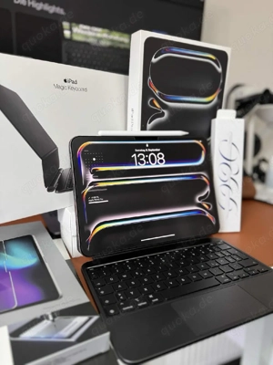 iPad Pro 11 Zoll M4 WiFi 256 GB Space Black Mit Apple Pencil Und Magic Keyboard