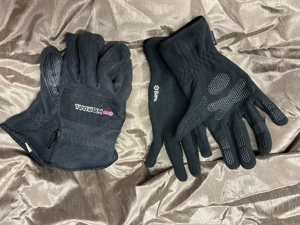Wintermütze& 2 paar Fleece Handschuhe