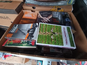  100 bis 500 Bücher: Krimis, Thriller...