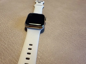 Apple Watch Series 9 Edelstahl Gold 41mm LTE & GPS