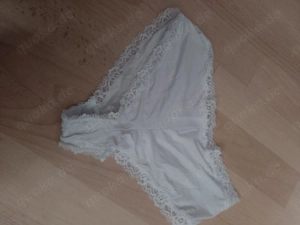 Weisser Slip Größe L