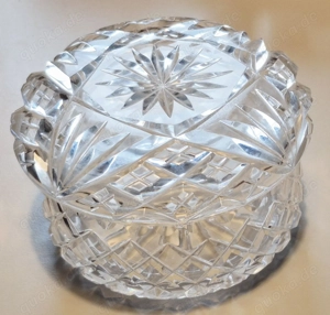 Kristalldose mit Deckel